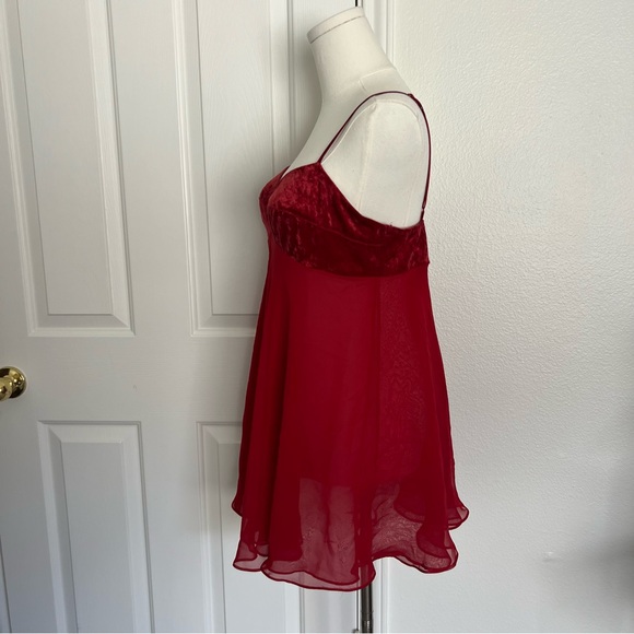 Victoria’s Secret Red Velvet Babydoll Slip- Sabrina Carpenter Vibes✨💌🌹 - Picture 7 of 8